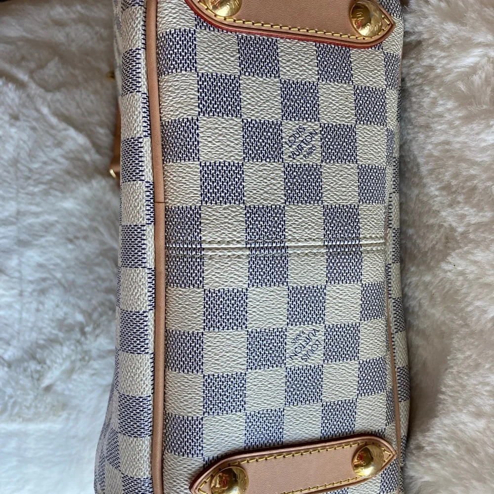 Louis Vuitton Azure Galleria PM - Picture 5 of 11